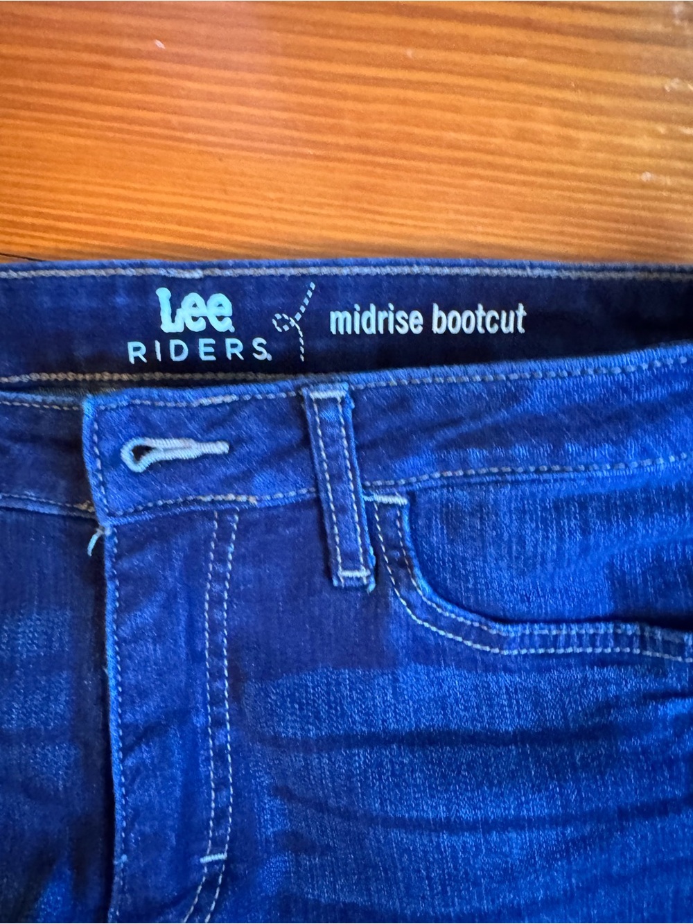 Lee Riders Midrise Bootcut Jeans - Picture 7 of 7